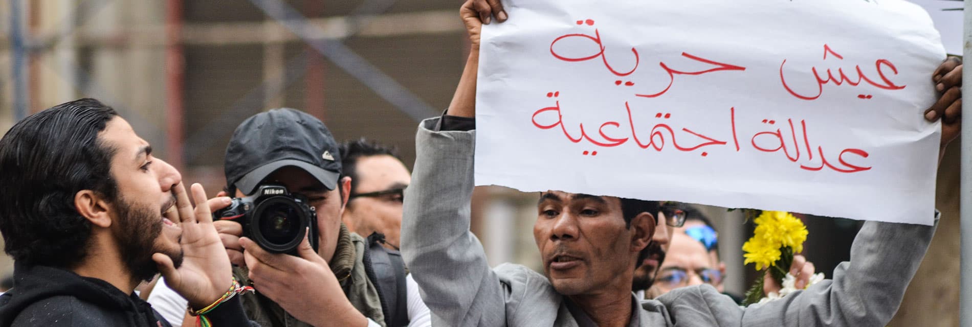 السياسة معاش الناس.. النقد الذاتي (13)