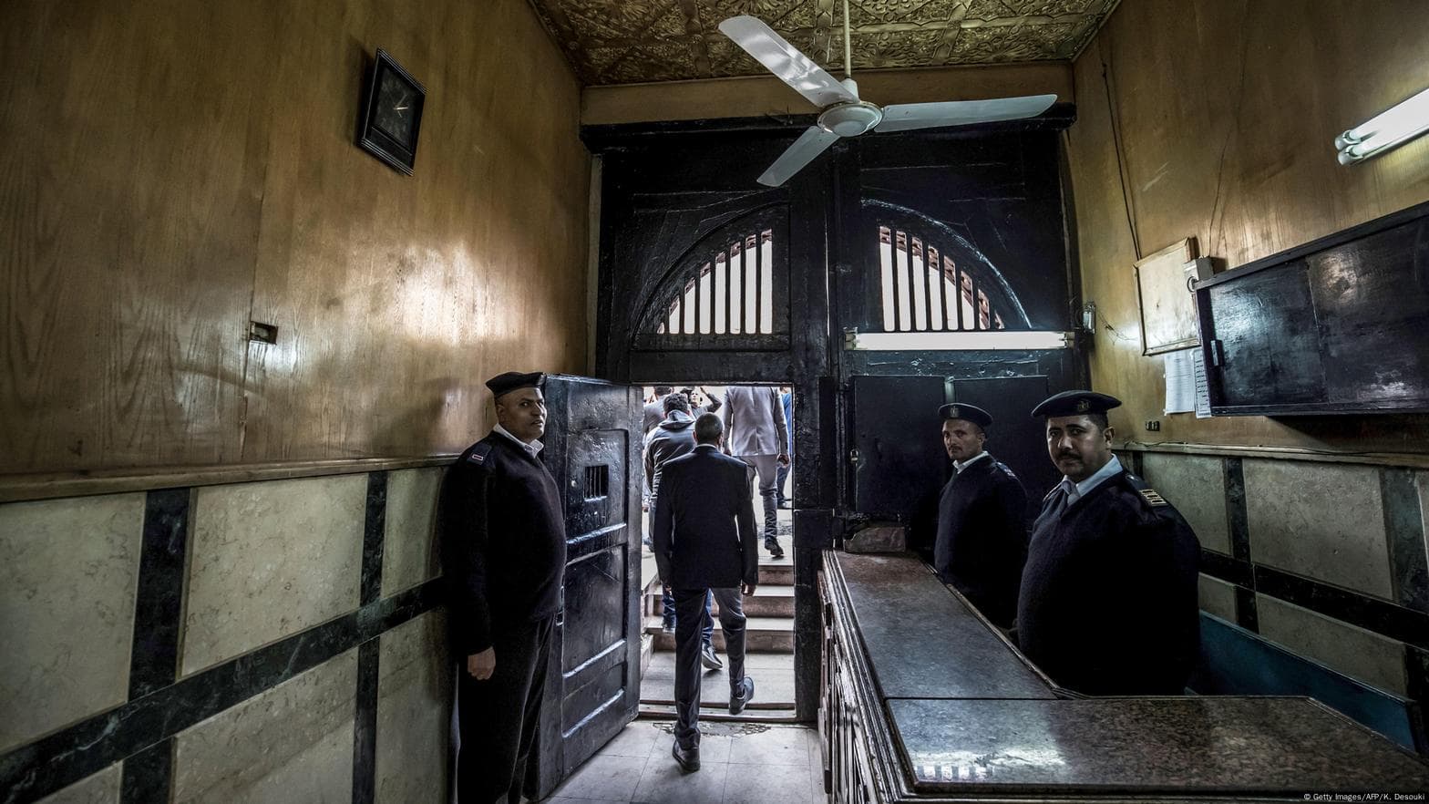 قمة الاستخفاف: السجن فرصة حياة.. المواطنة من جديد (76)