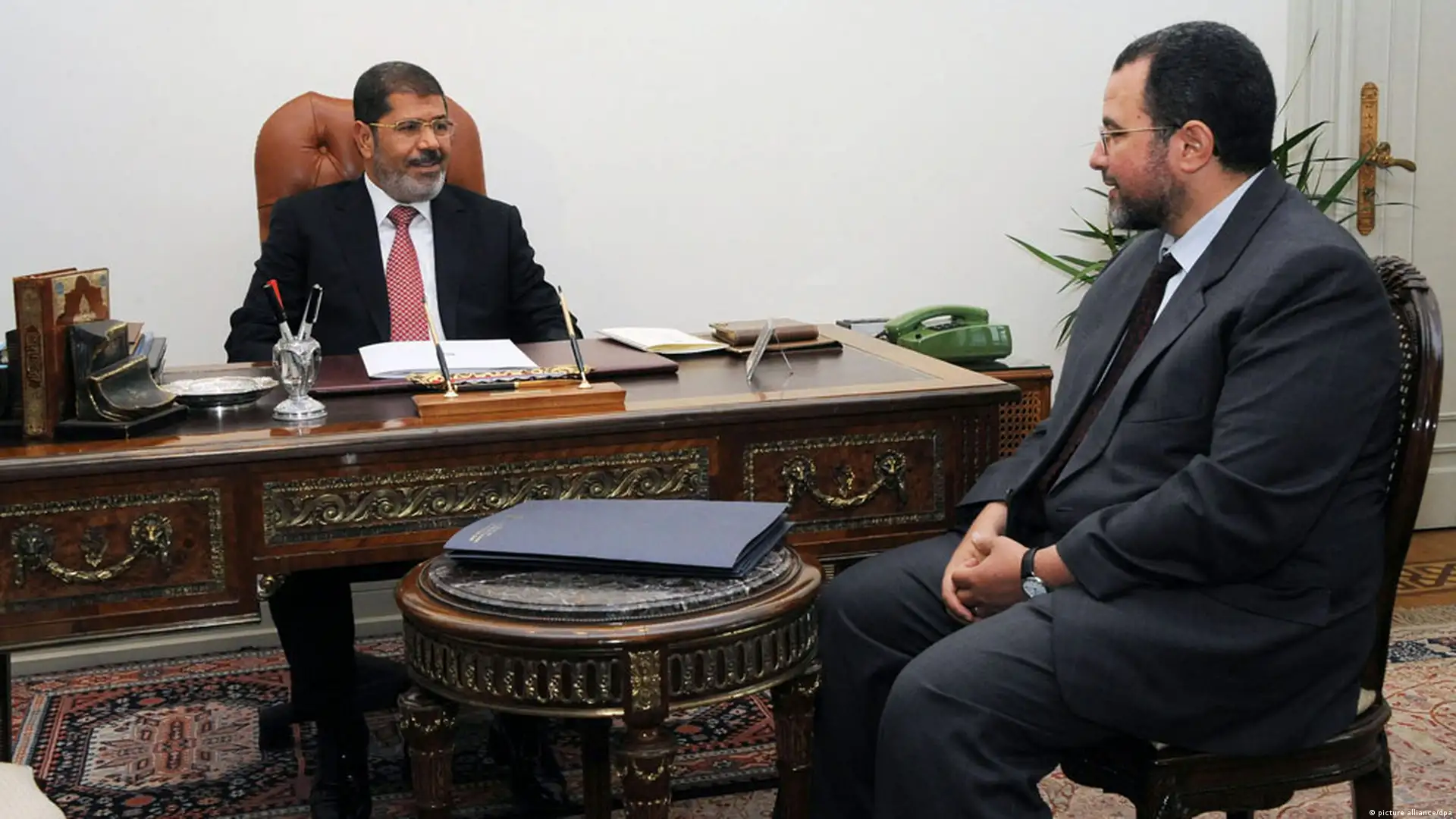 قرارات السيد الرئيس نوعان