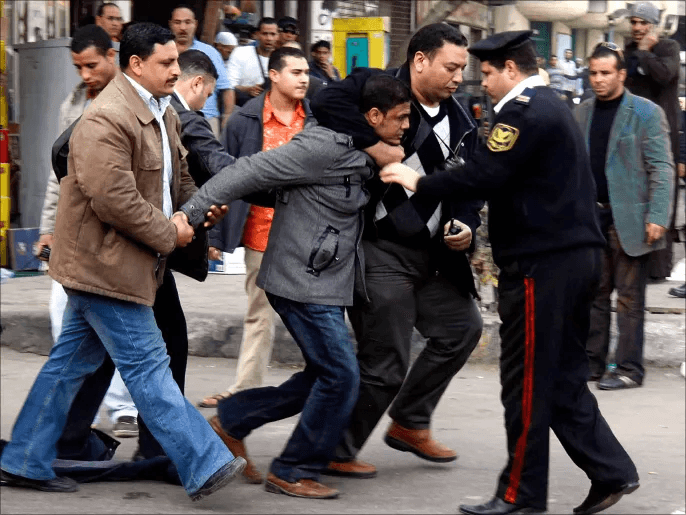 دولة السيسي ودولة الناس (4)