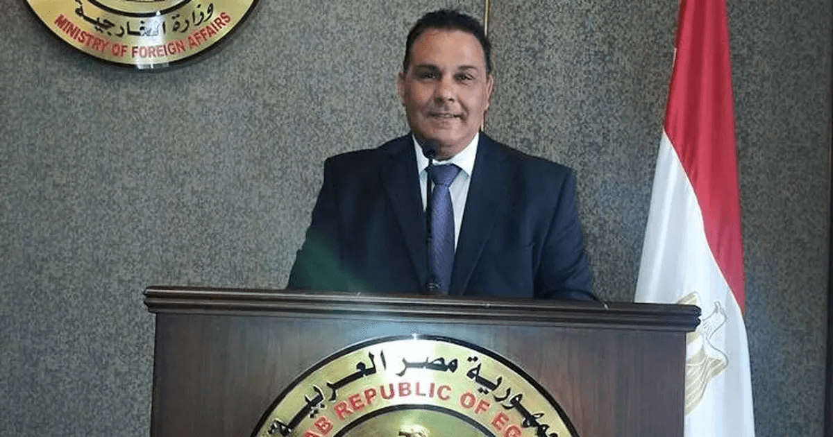 عندما يرتقي الصغير وينحدر الكبير!