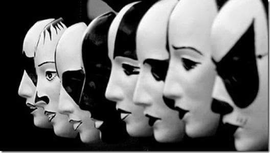 وتعبت الأقنعة من السقوط..!!